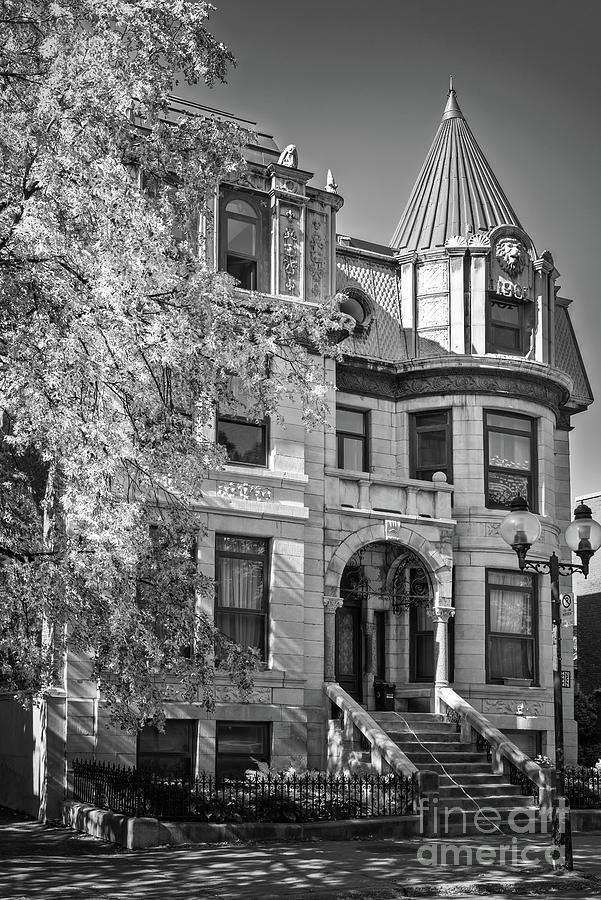 Architecture Photograph - Victorian house in Montreal by Delphimages Photo Creations