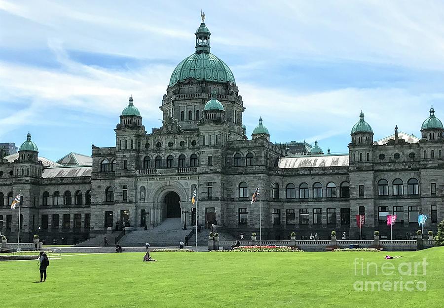 Victoria's Parliament Building Photograph By Elaine Peterson - Fine Art 