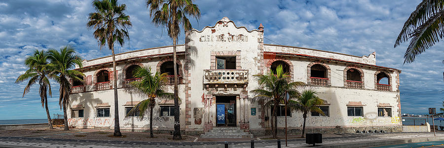 Architecture Photograph - Viejo Casa del Marino Mazatlan Mexico by Tommy Farnsworth