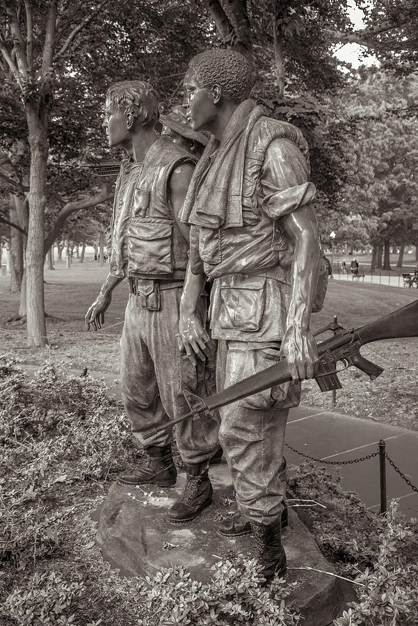 Vietnam Soldier Memorial Monochromatic Photograph by Scott McGuire