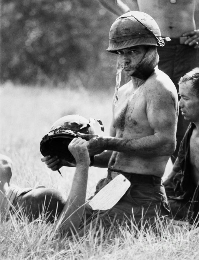 Vietnam War - Infantryman Photograph by Granger