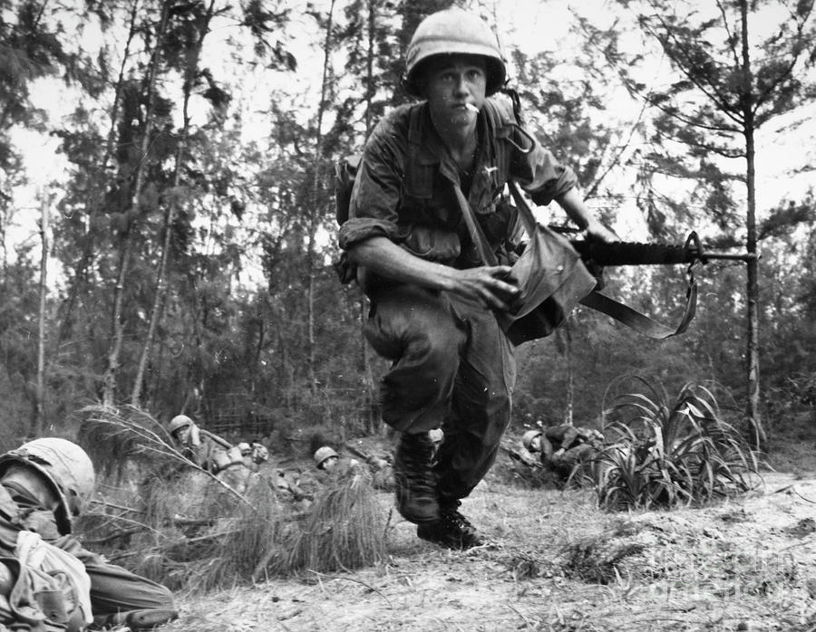 Vietnam War - Jungle Clash Photograph by Granger - Fine Art America