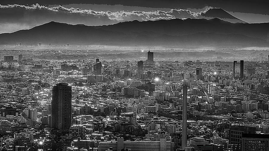 View From Mori Tower #3 - Tokyo - Japan Photograph by Stuart Litoff