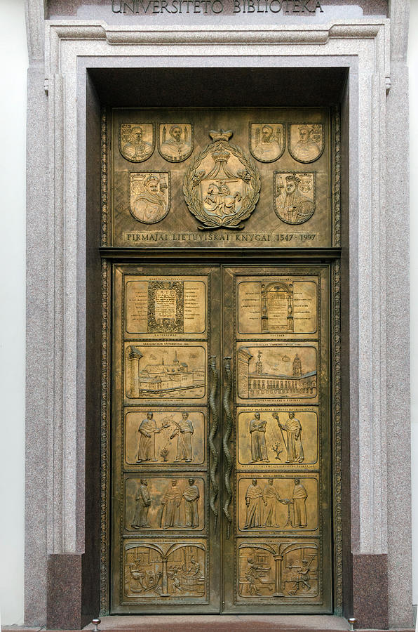 Vilnius University librarys commemorative bronze doors. Photograph by RicardMN Photography