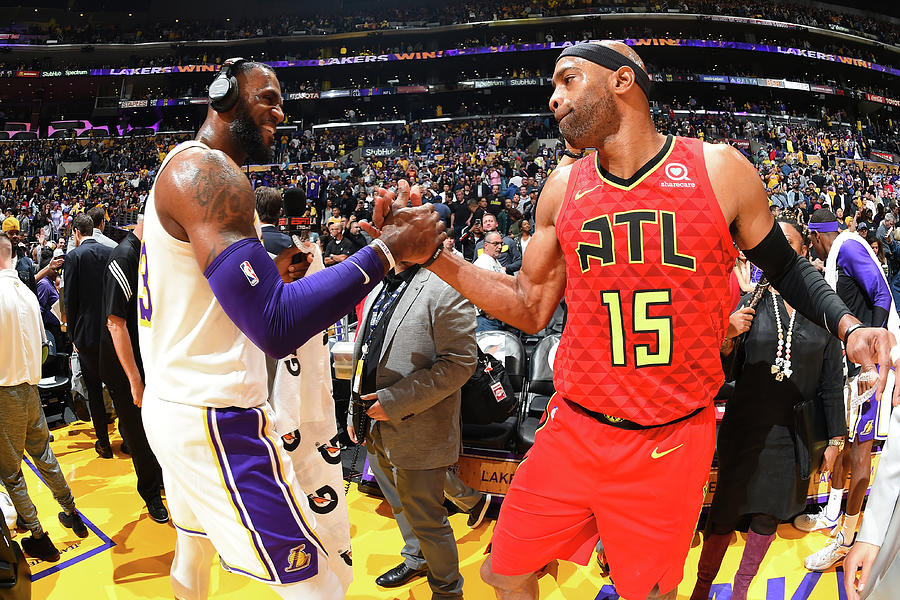Vince Carter and Lebron James Photograph by Andrew D. Bernstein Vince Carter and Lebron James Photograph by Andrew D. Bernstein