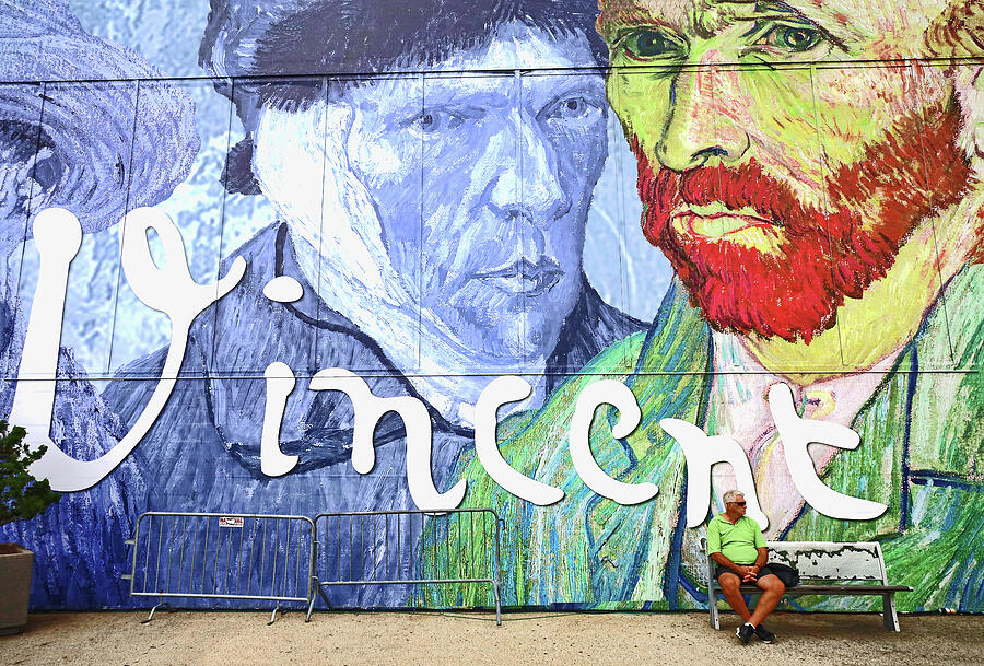 Vincent Van Gogh Photograph - Vincent and the Man on the Bench by Allen Beatty