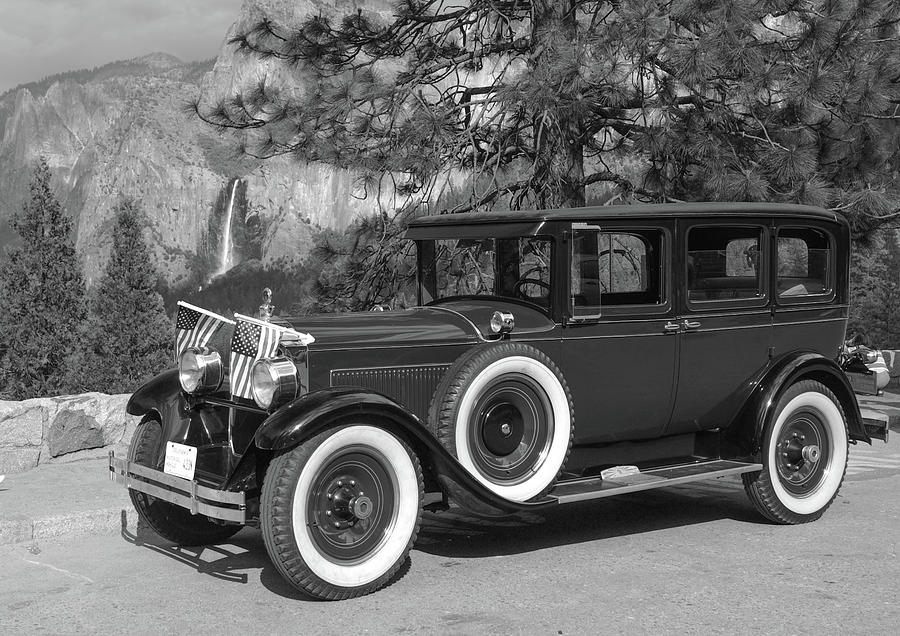 Vintage Car in Yosemite Photograph by Bonnie Colgan