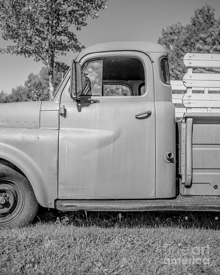 Vintage Farm Truck Vermont Photograph by Edward Fielding