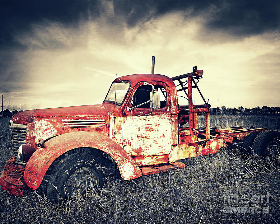 Vintage Finish - Texas Forgotten - Tow Truck Photograph by Chris Andruskiewicz