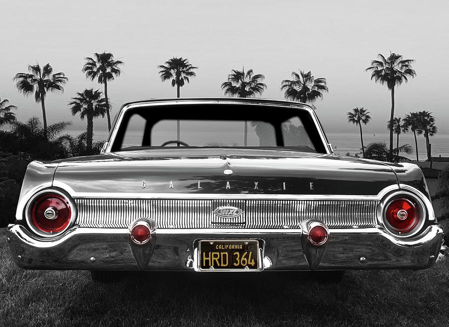 Vintage Ford Galaxy 500 Xl Photograph by Larry Butterworth