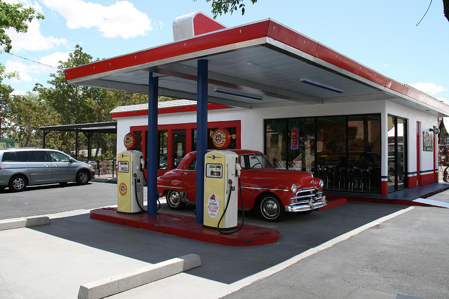 Vintage Gas Station, General Store and Garage Facades, Springfield, TN, Production