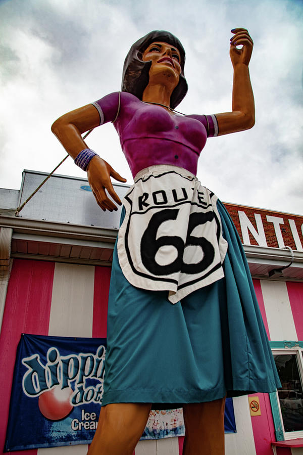 Vintage large statue of a waitress on Route 66 in Illinois Photograph by Eldon McGraw