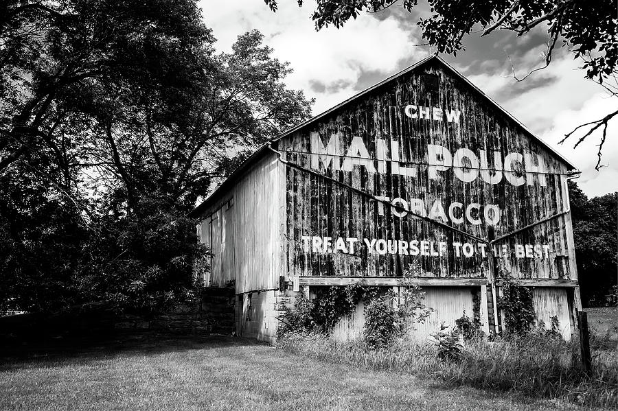 Vintage Mail Pouch Barn - BW Monochrome Photograph by Gregory Ballos Vintage Mail Pouch Barn - BW Monochrome Photograph by Gregory Ballos