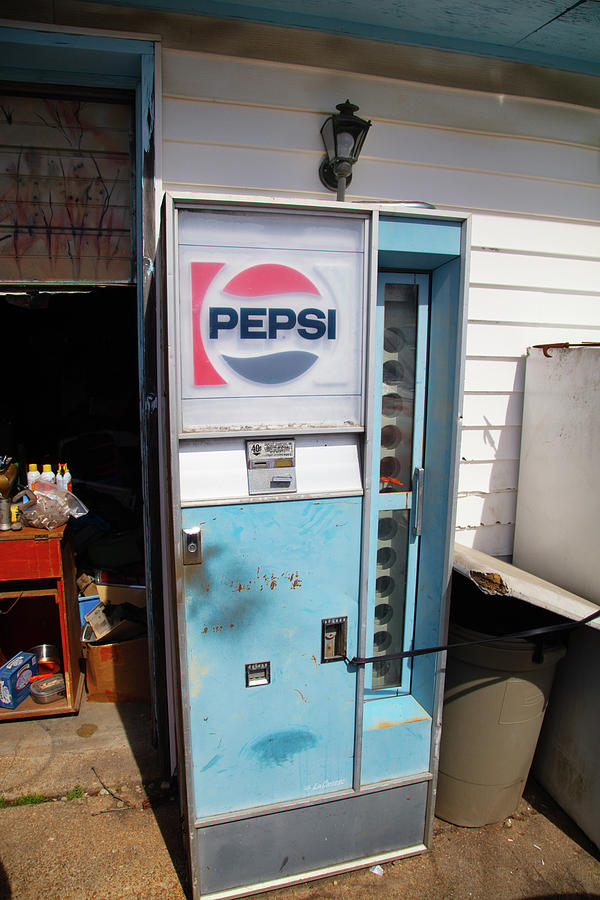 Vintage Pepsi machine on Historic Route 66 Photograph by Eldon McGraw ...