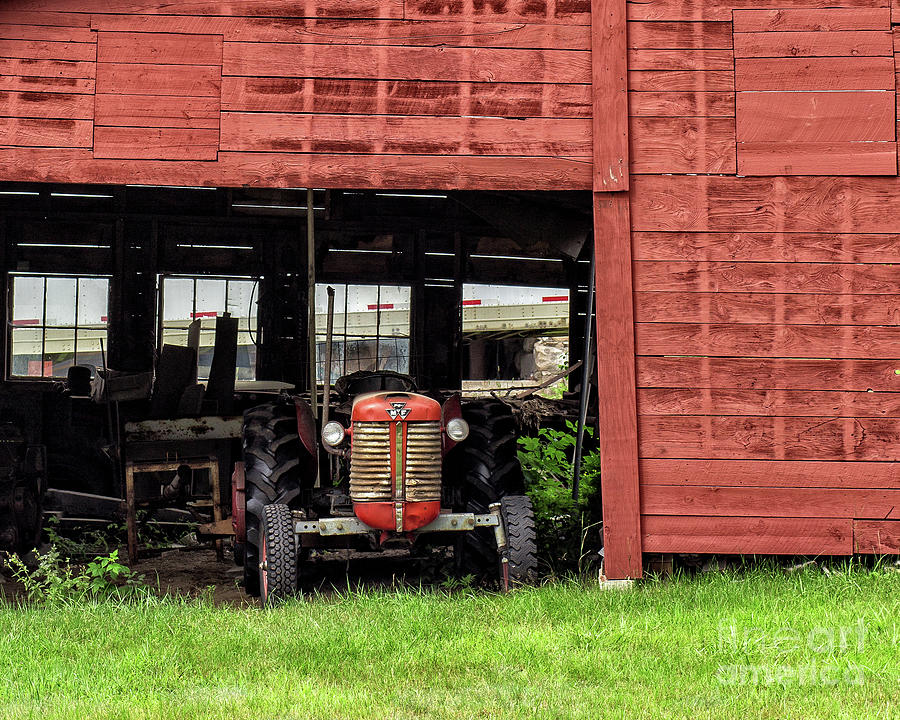Vintage Red Tractor Barn Holderness New Hampshire Photograph by Edward Fielding