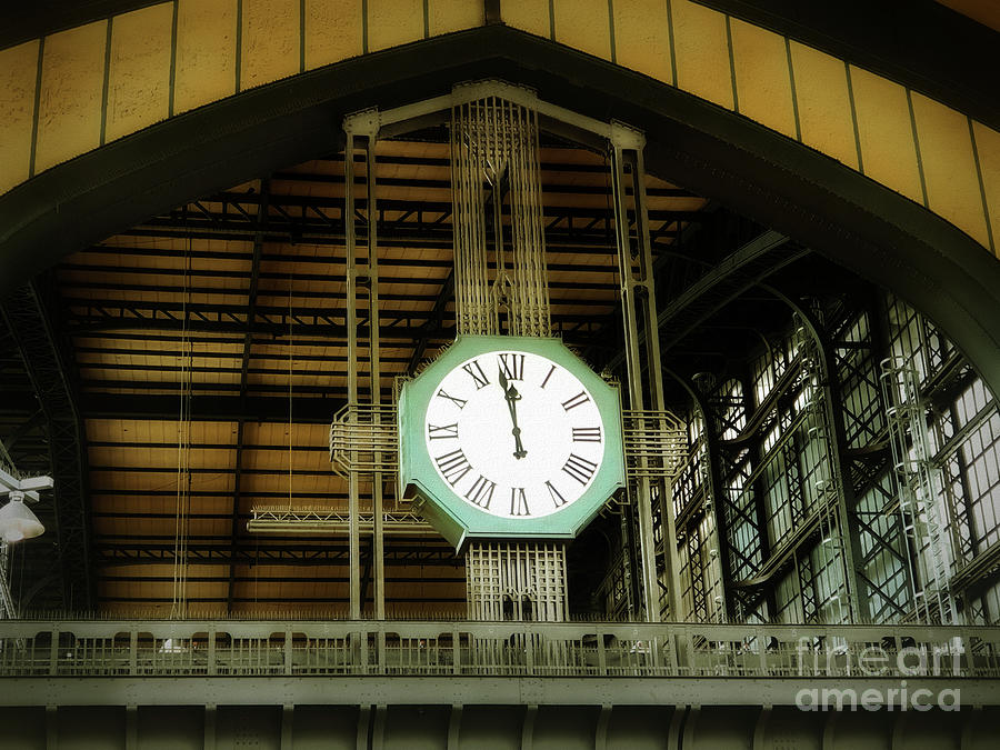 Vintage Station Clock - Hamburg Hauptbahnhof Photograph by Yvonne Johnstone