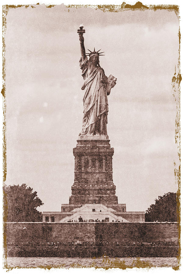 Vintage Statue of Liberty Photograph by Agustin Uzarraga