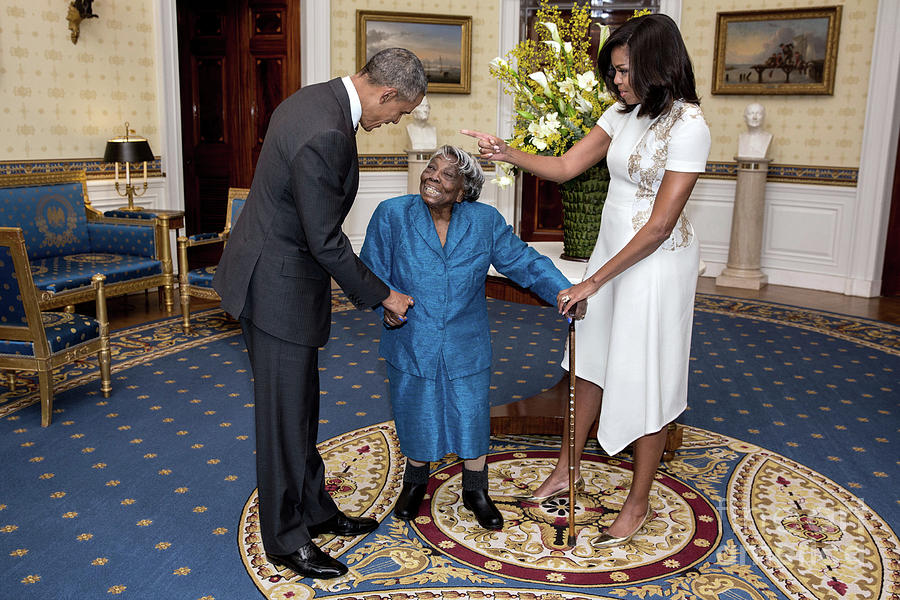 Virginia Mclaurin With Obamas Photograph by Granger