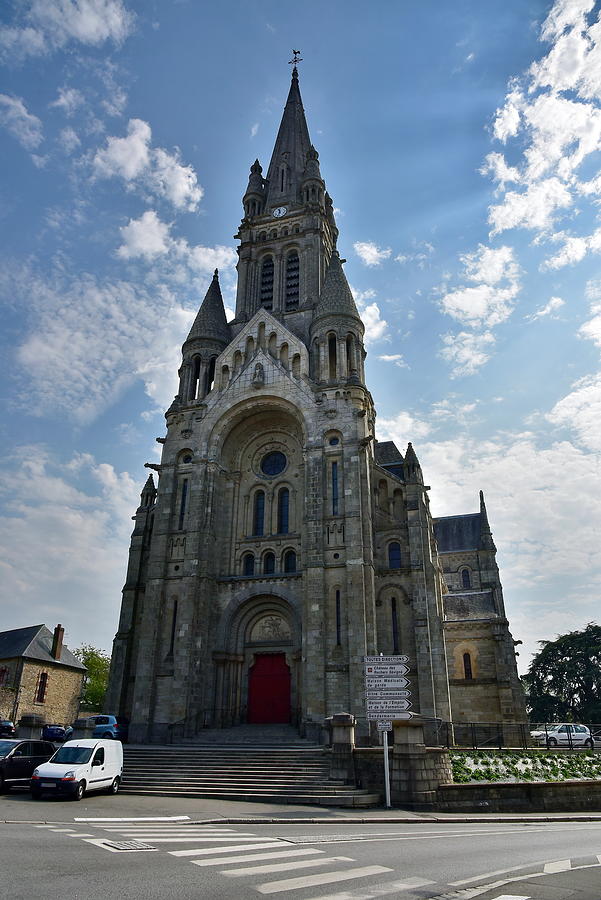 Vitre church in Brittany France Photograph by Vincent Jary