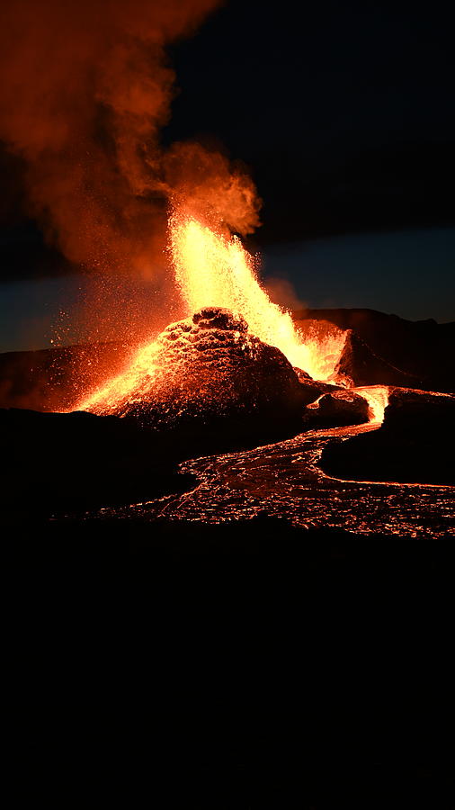 Volcano Eruption Portrait 1 Photograph by William Kennedy