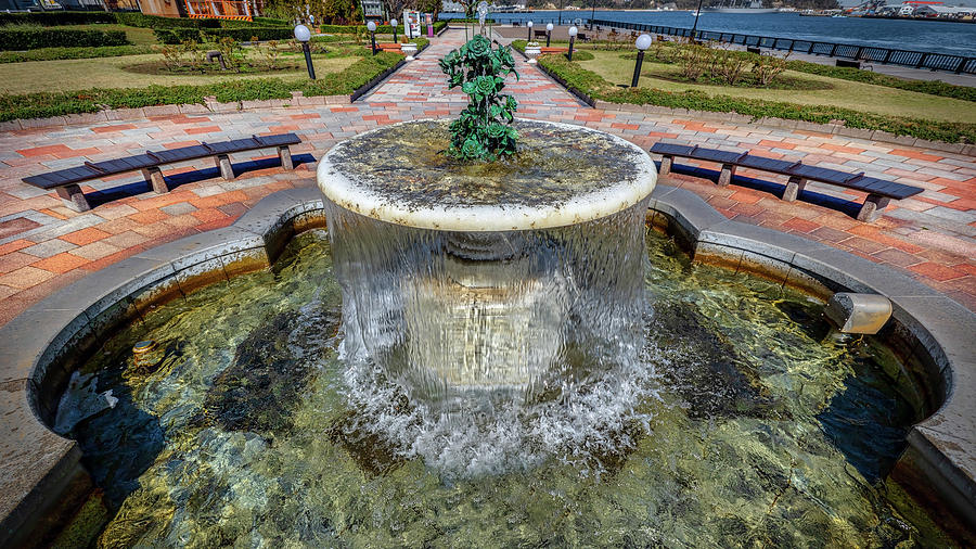 VP Fountain Photograph by Bill Chizek