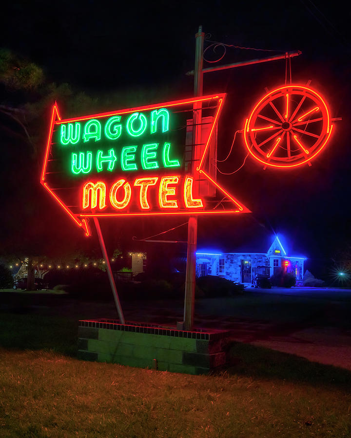Wagon Wheel Motel Neon Sign - Cuba, MO - Route 66 Photograph by Susan Rissi Tregoning