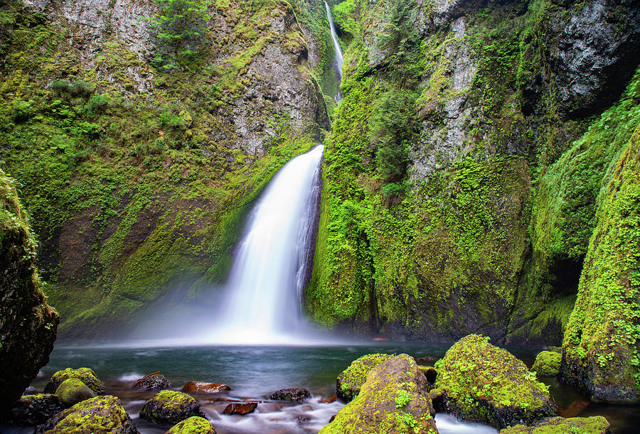 Wahclella Falls Photograph by Leilani Heying | Fine Art America