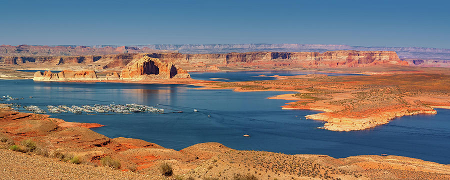 distance from wahweap marina to peek a boo canyon