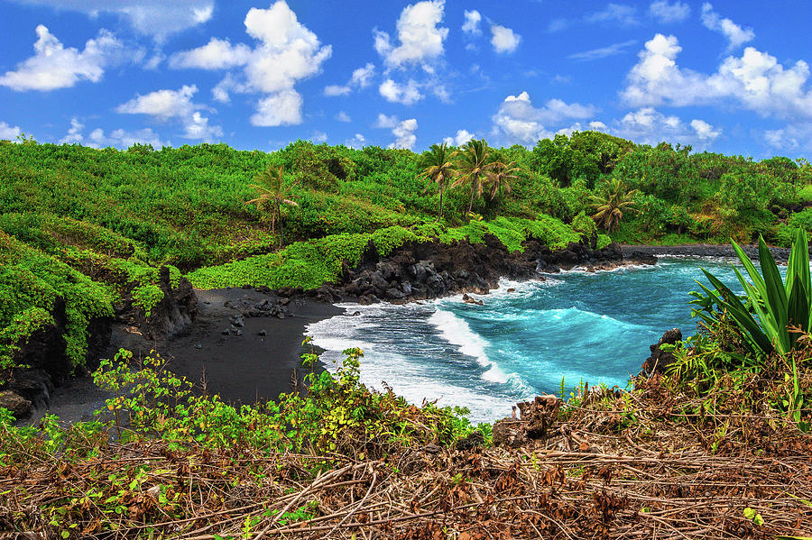 Waianapanapa Black Sand Beach, Maui, Hawaii Photograph by Abbie ...