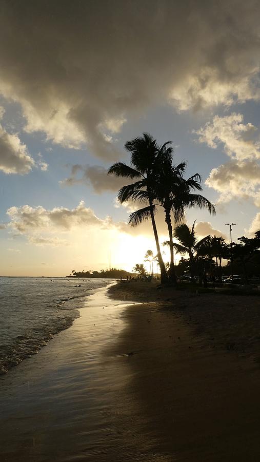 Waikiki As The Sun Was Setting Photograph by Lori Seaman