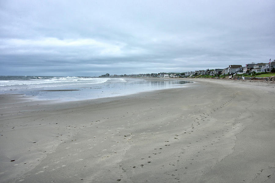 Sun, Sand, And Serenity: Your Escape Awaits At Wallis Sands State Beach