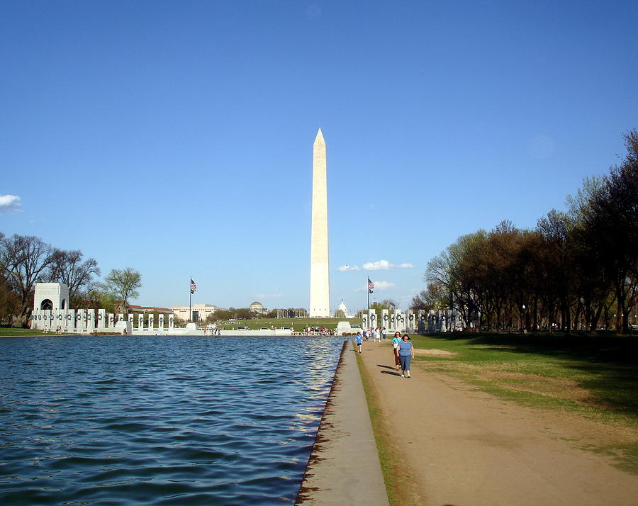Washington And World War Two Monuments In Washington D C Photograph Washington And World War Two Monuments In Washington D C Photograph