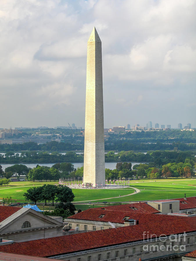 Washington Monument over Federal Triangle Photograph by William Kuta