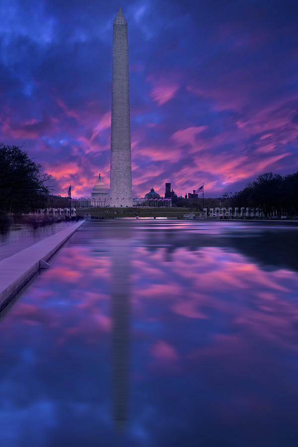 Washington Monument Reflecting Pool Photograph by Susan Candelario