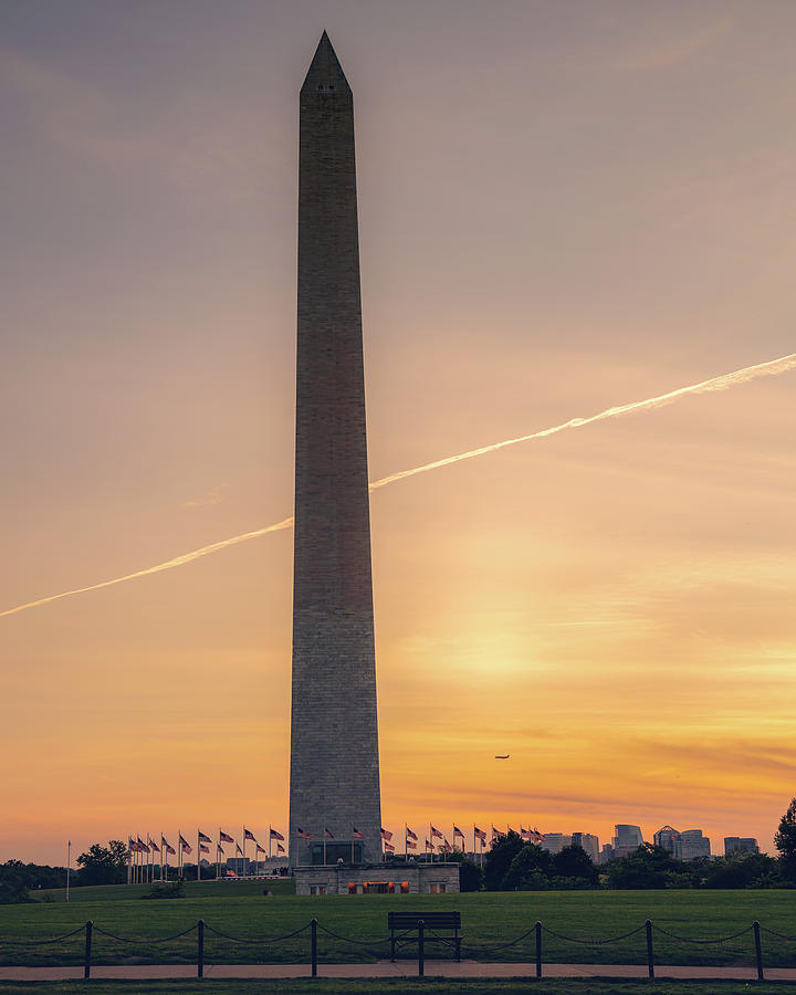 Washington Monument Sunset Photograph by Ray Devlin