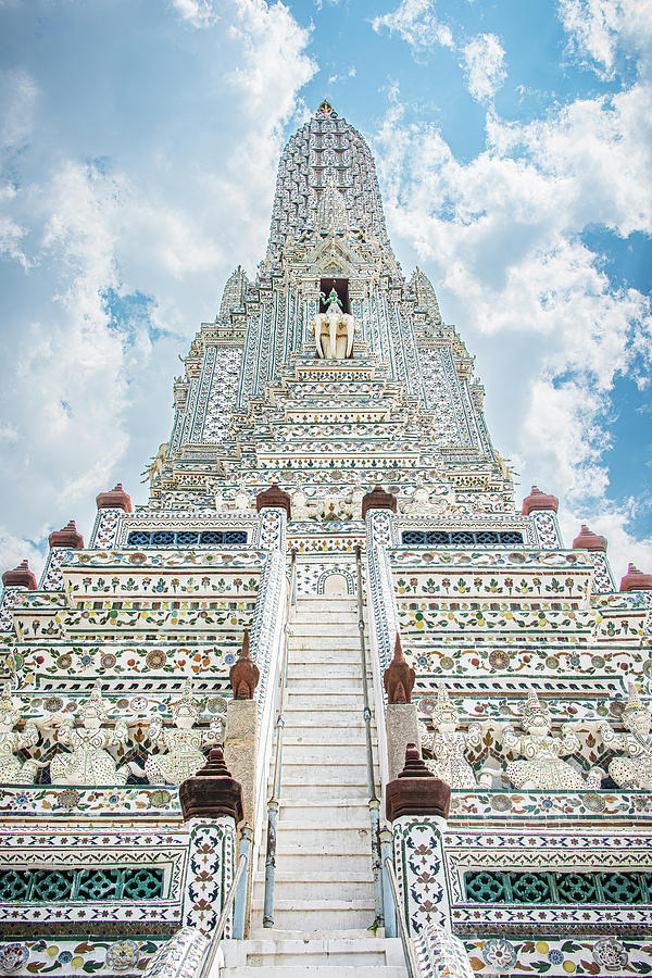 Wat Arun Photograph - Wat Arun by Marla Brown