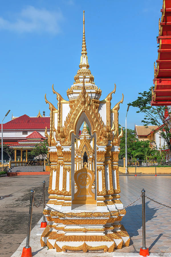 Wat Chai Mongkhon Phra Ubosot Boundary Stone DTHSP0180 Photograph by Gerry Gantt