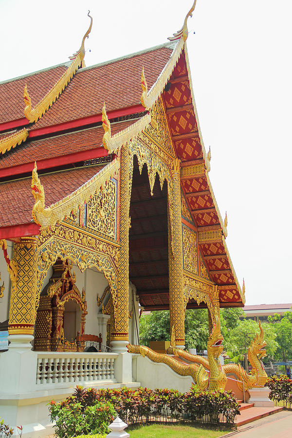 Wat Chedi Luang Worawihan Photograph by Josu Ozkaritz