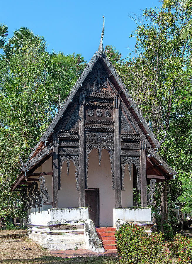 Wat Jaeng Phra Ubosot DTHU0229 Photograph by Gerry Gantt