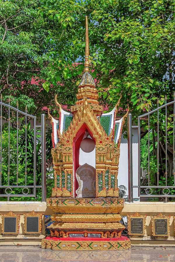 Wat Liab Ratbamrung Phra Ubosot Boundary Stone DTHB2356 Photograph by Gerry Gantt