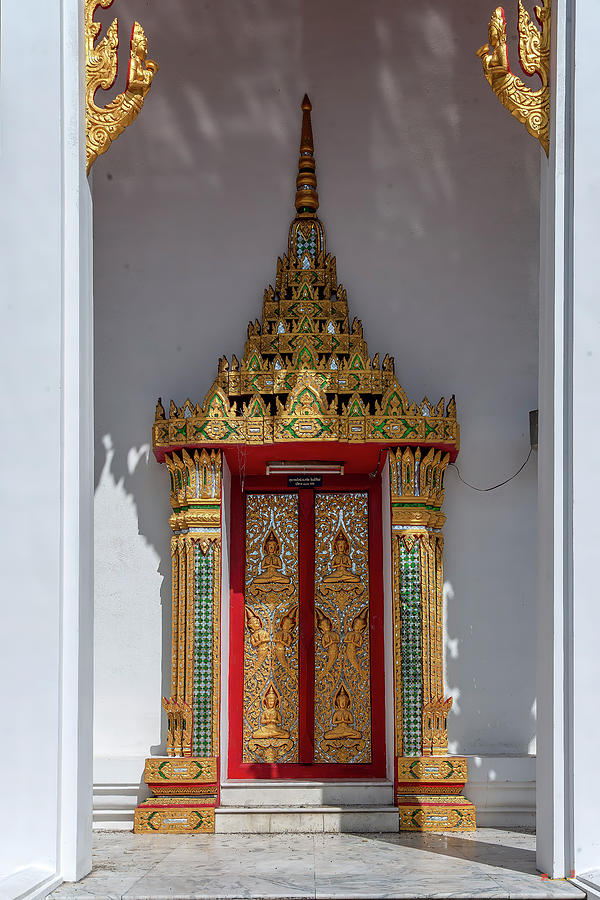 Wat Liab Ratbamrung Phra Ubosot Side Entrance DTHB2354 Photograph by Gerry Gantt