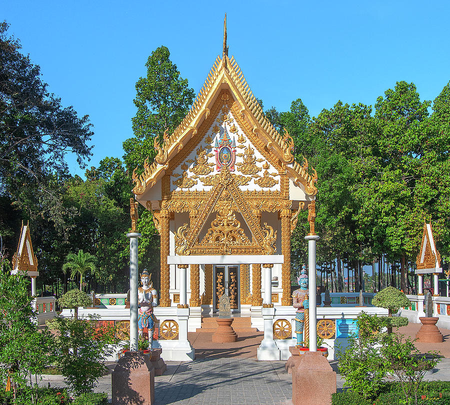 Wat Mongkol Kowitharam Phra Ubosot DTHU0482 Photograph by Gerry Gantt