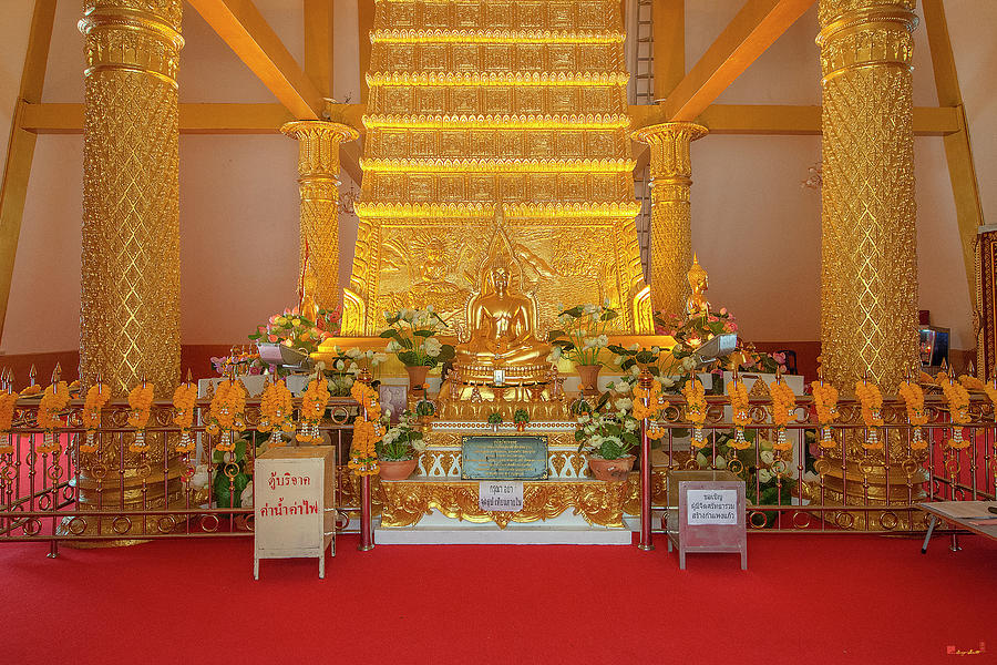 Wat Nong Bua Phra That Chedi Si Maha Pho Buddha Image DTHU0457 Photograph by Gerry Gantt
