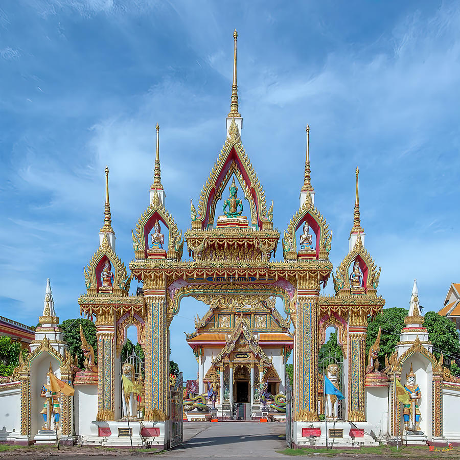 Wat Phra In Plaeng Temple Gate DTHNP0211 Photograph by Gerry Gantt