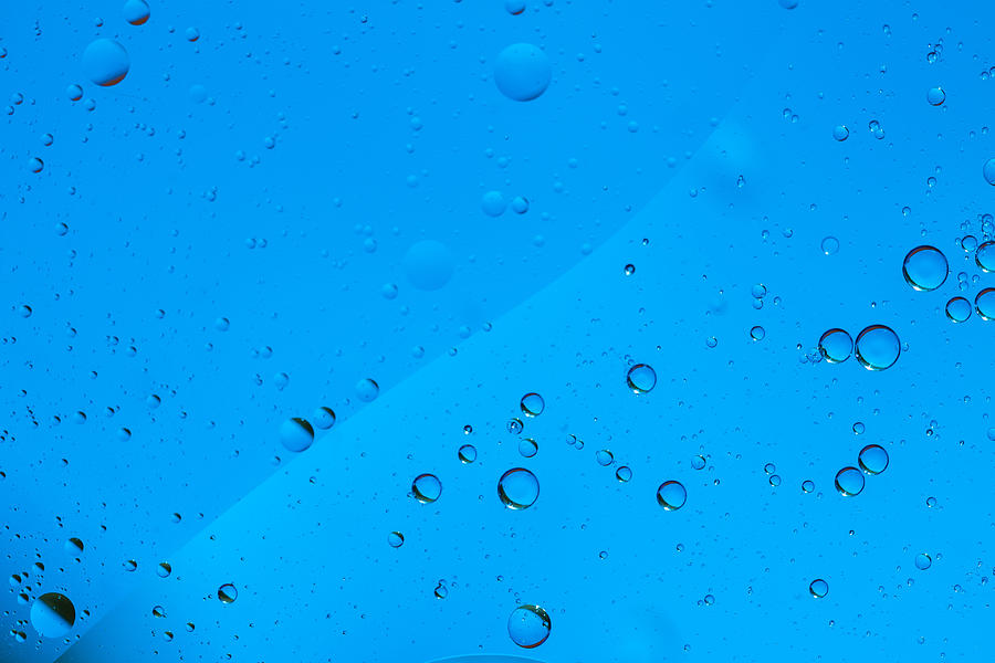 Water droplets on a window - Abstract Photograph by Baac3nes