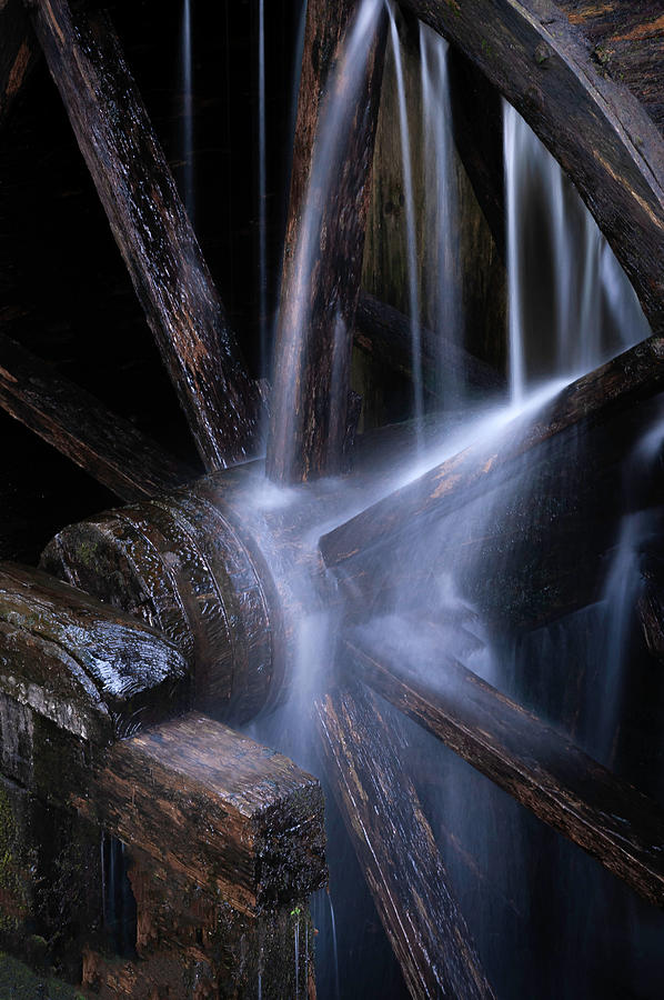 Water over the Cable Mill wheel Photograph by Photos By Thom