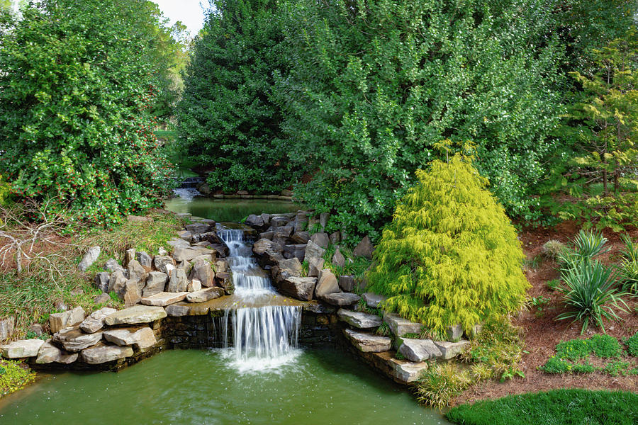 Waterfall at Gibbs Gardens Photograph by Cindy Robinson