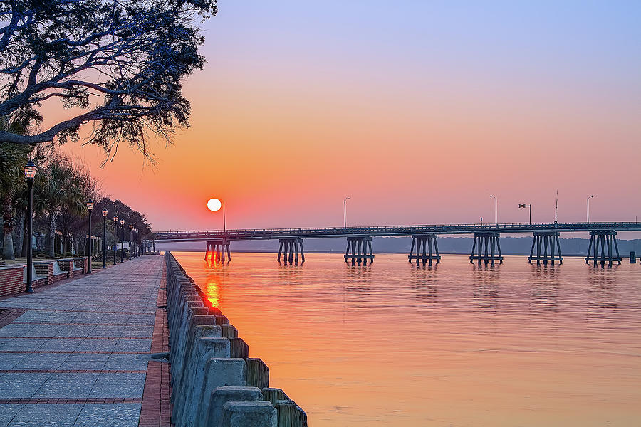 Forrest Gump Photograph - Waterfront Park at Sun Up by Steve Rich
