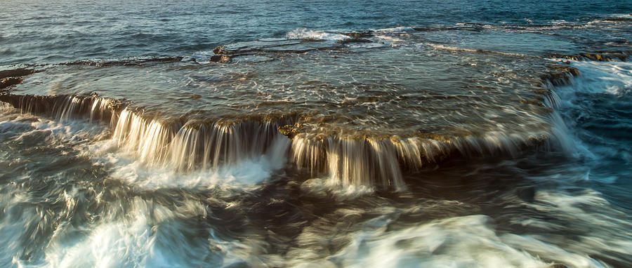 Waves Splashing On Rocks At Beach Photograph by Ho Ngoc Binh