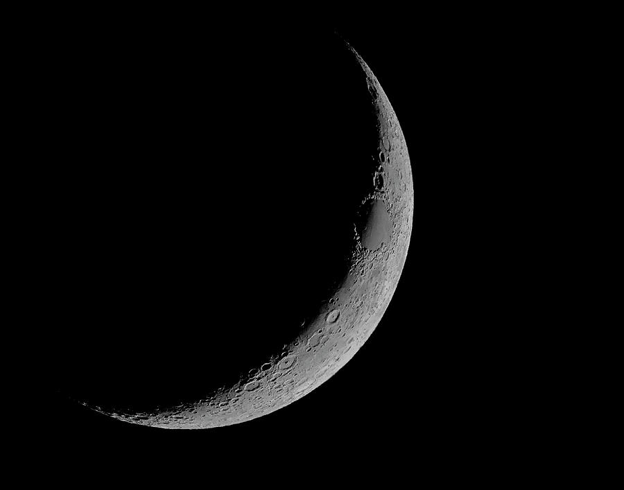 Waxing Crescent Moon Photograph by Kerry Hutchings